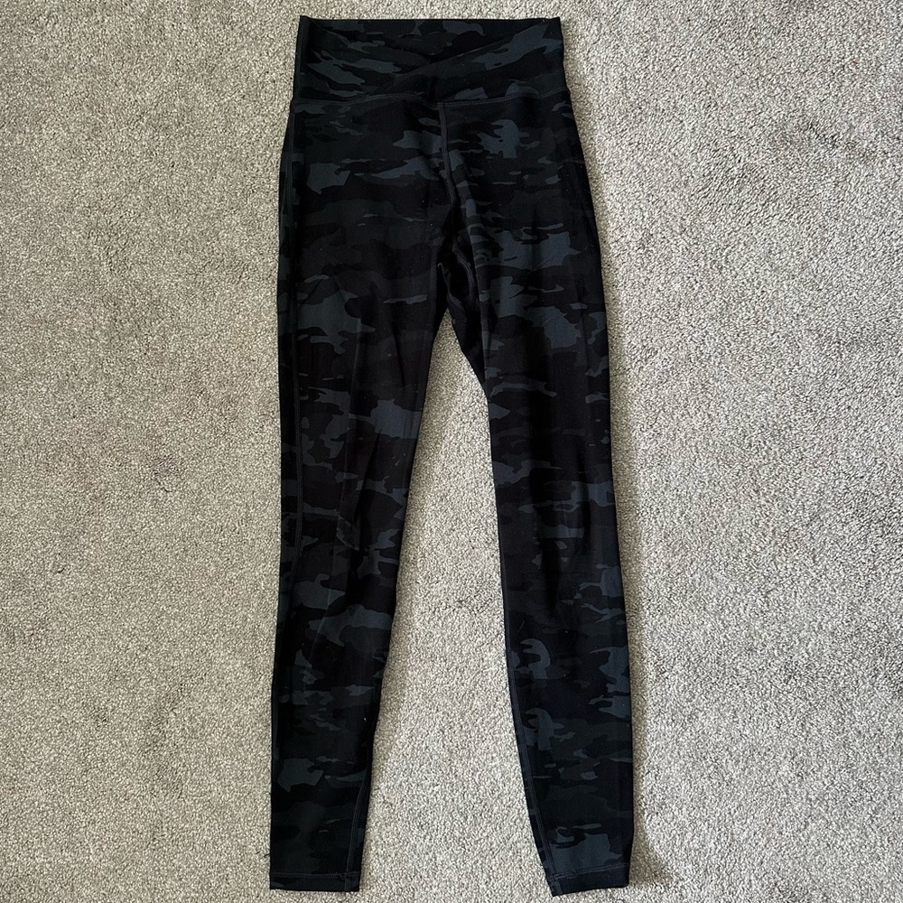Alphalete camo surface power legging